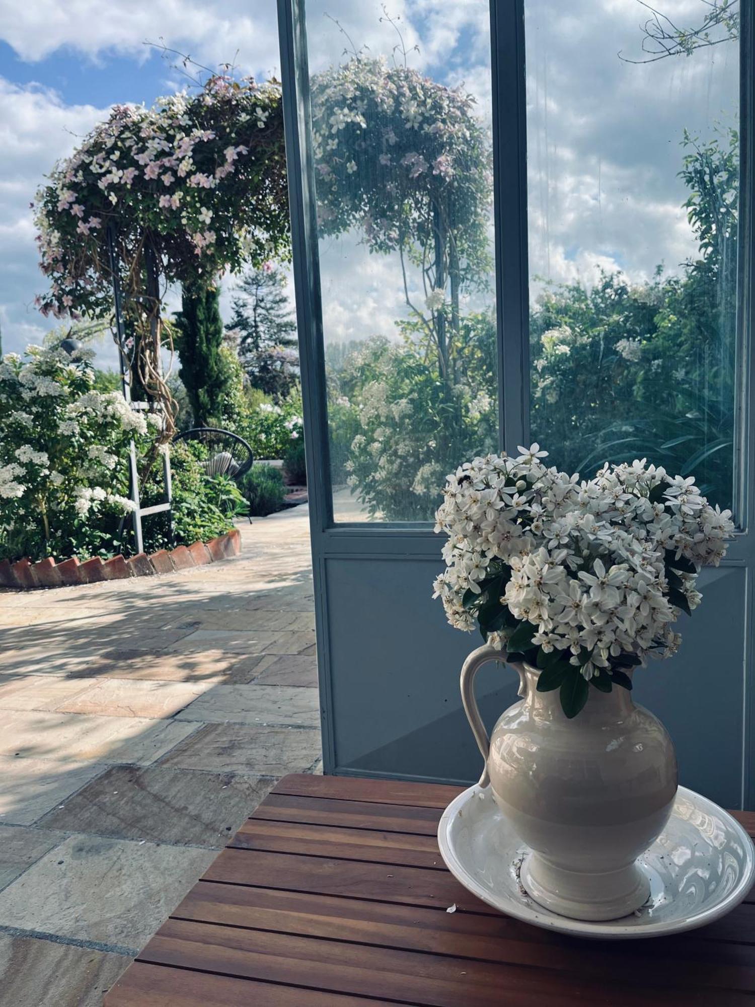 Les Grands Jardins Lodge Giverny Exterior photo